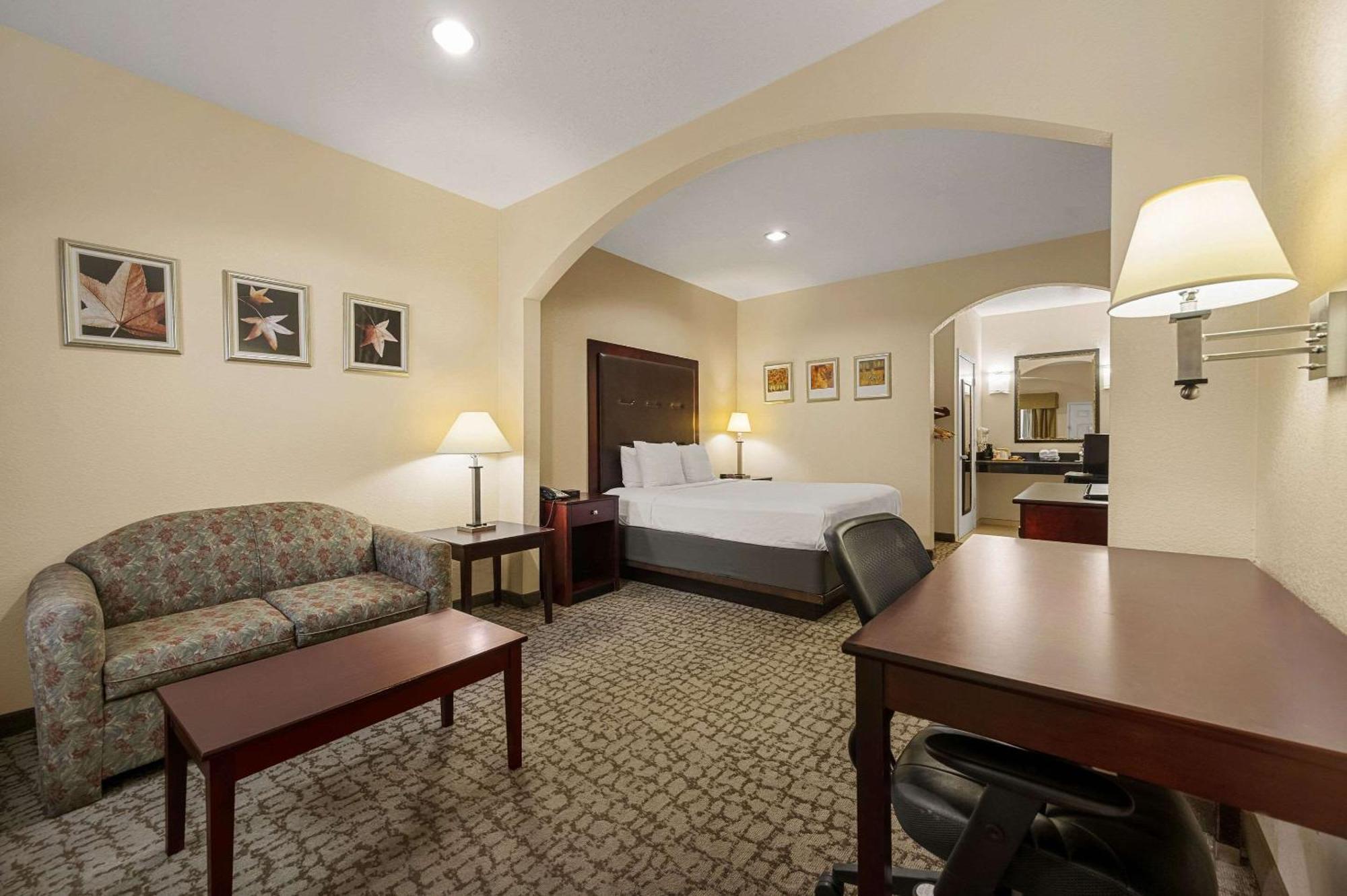 Quality Inn & Suites Cypress Exterior foto